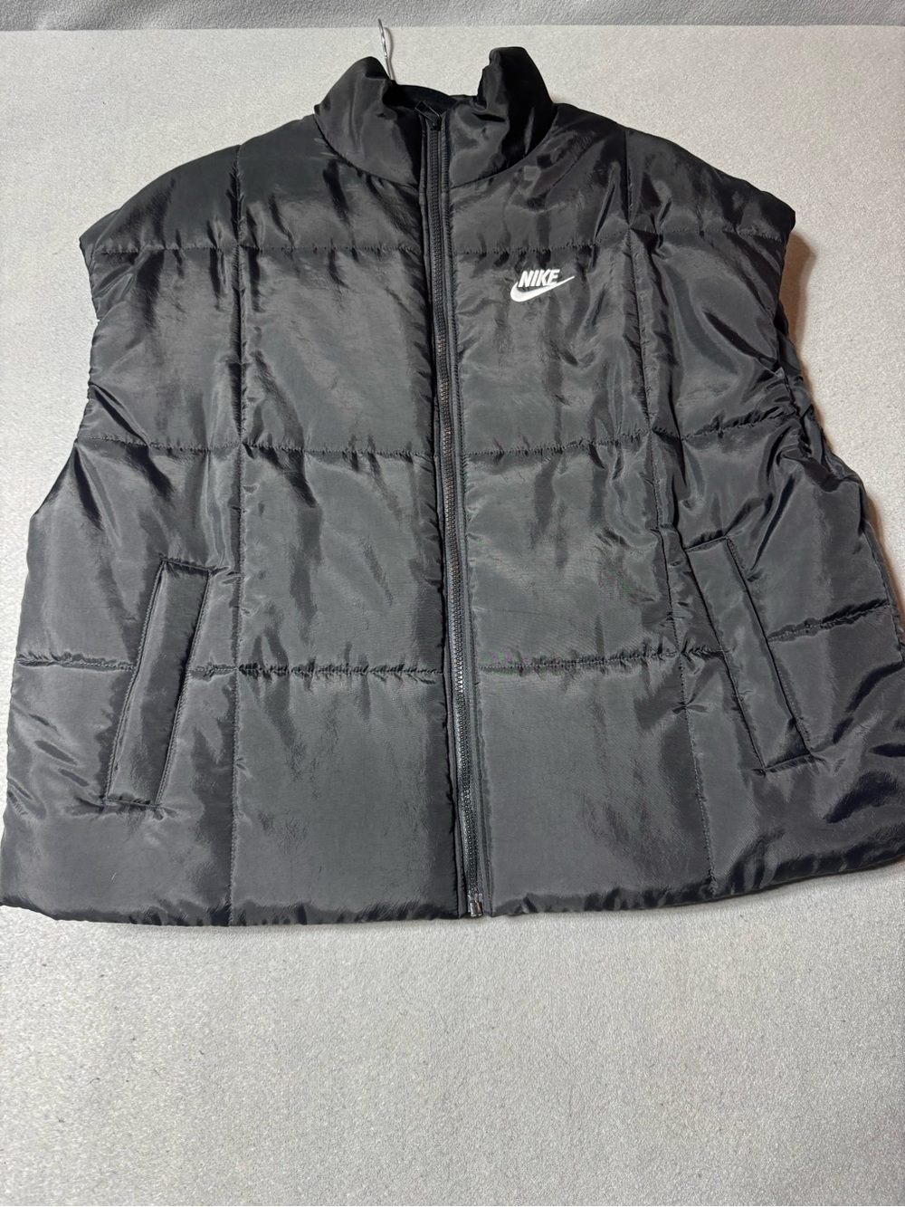 Nike Women’s Small ThermaFIT Puffer Vest - Insulated